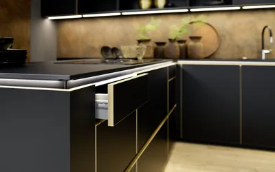 Kuhinja Nolte Küchen Flair - Schwarz / Ferro Cortenstahl